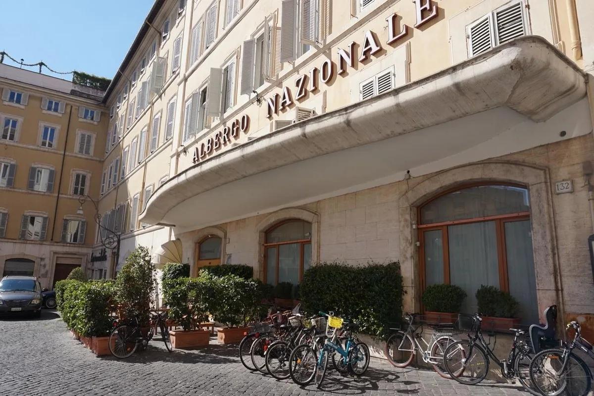 Nazionale, hoofdfoto