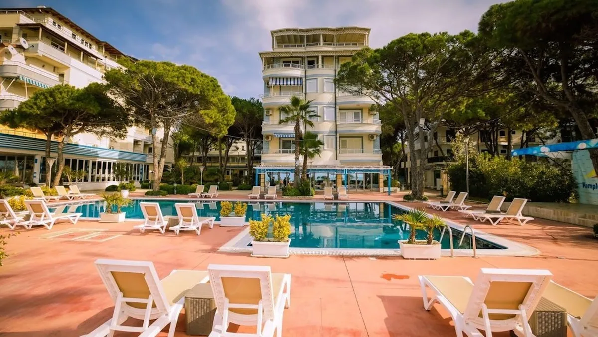 Fafa Beach Hotel — hoofdfoto