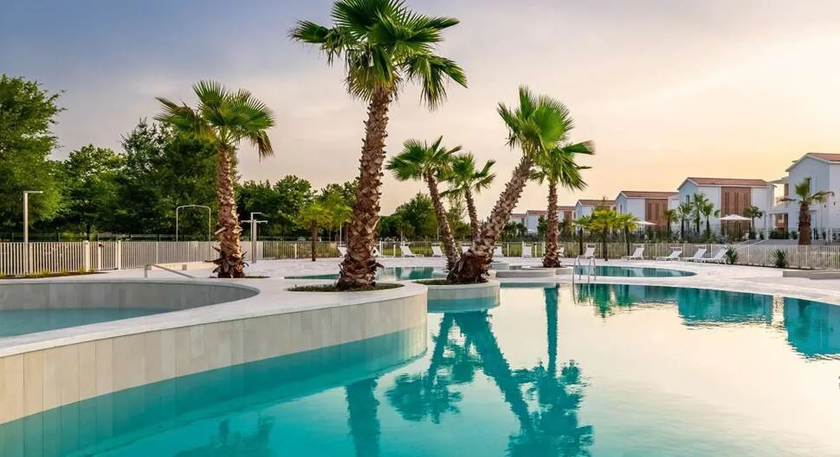 Pareus Beach Resort, hoofdfoto