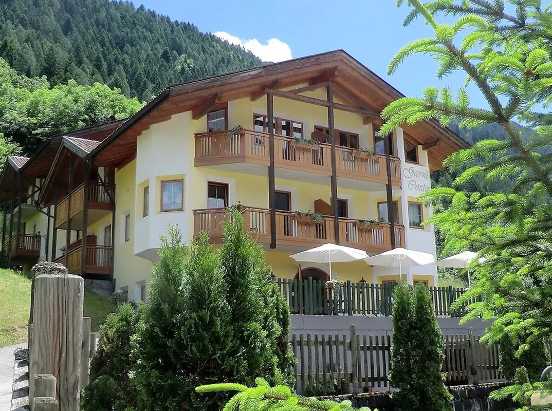 Garni Costa Verde — hoofdfoto