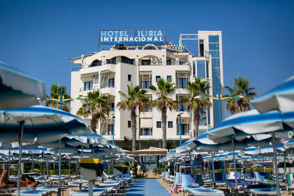 Resort Hotel Ilaria Internacional Durres — hoofdfoto