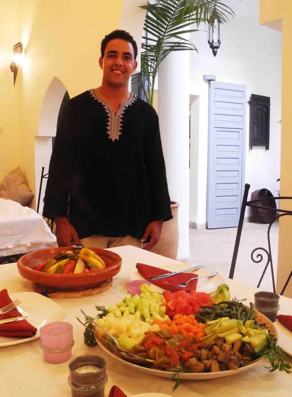 Riad Linda — hoofdfoto