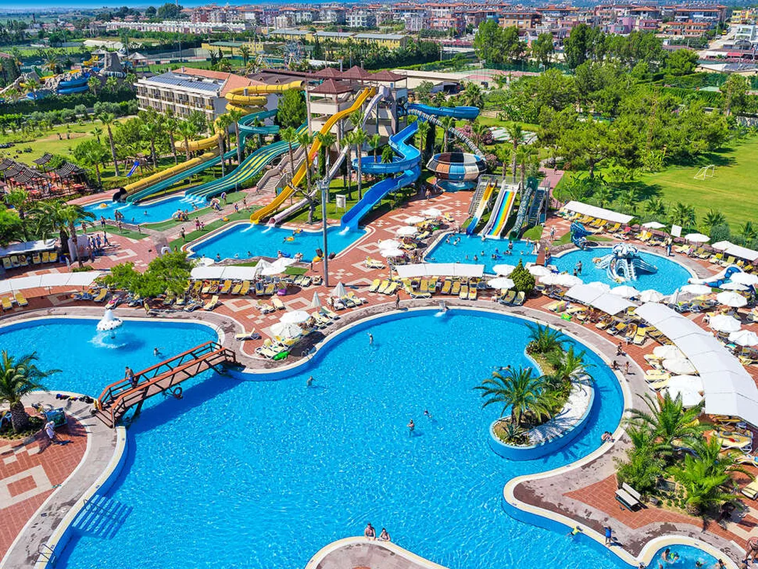Club Hotel Turan Prince World — hoofdfoto