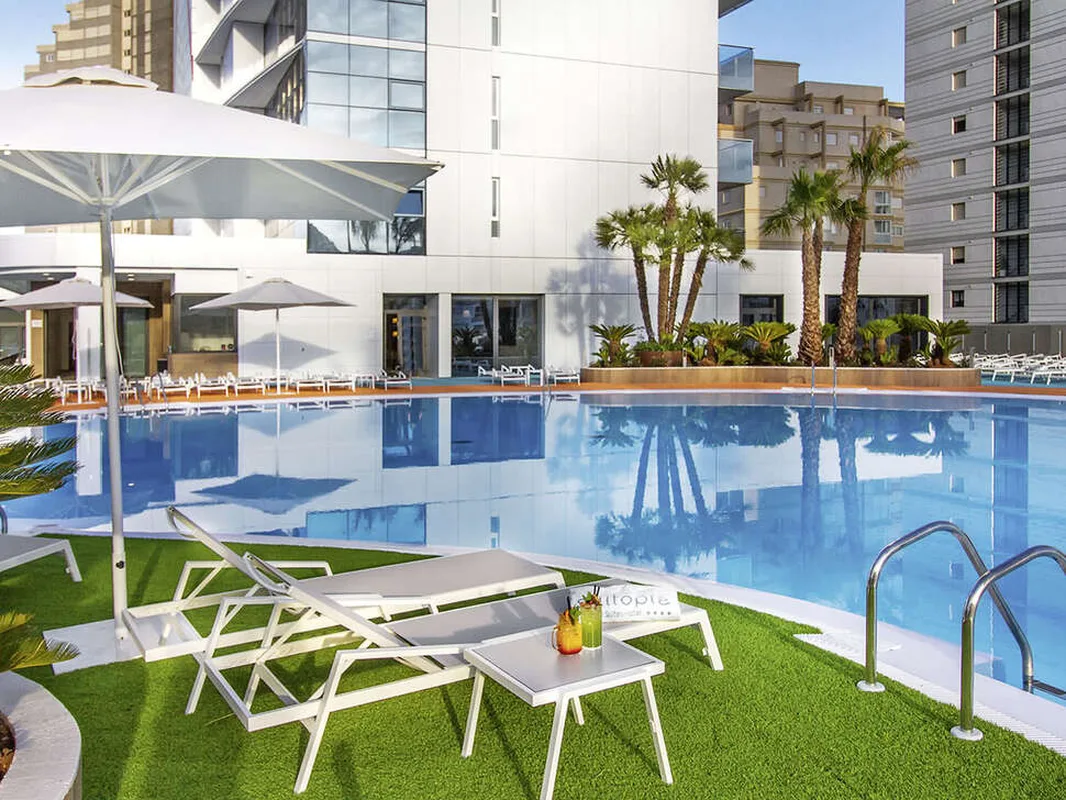 Estimar Calpe Suitopia 3 &Three, hoofdfoto