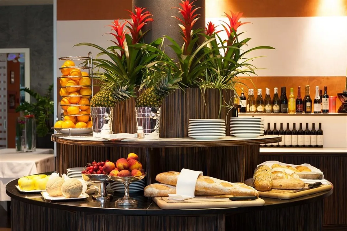 Hotel Adlon — hoofdfoto