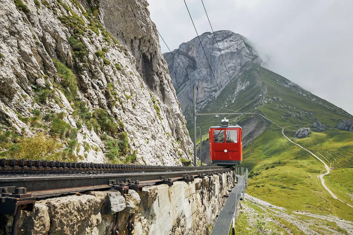 15-daagse rondreis per trein Glacier, Gotthard en Bernina Express — hoofdfoto