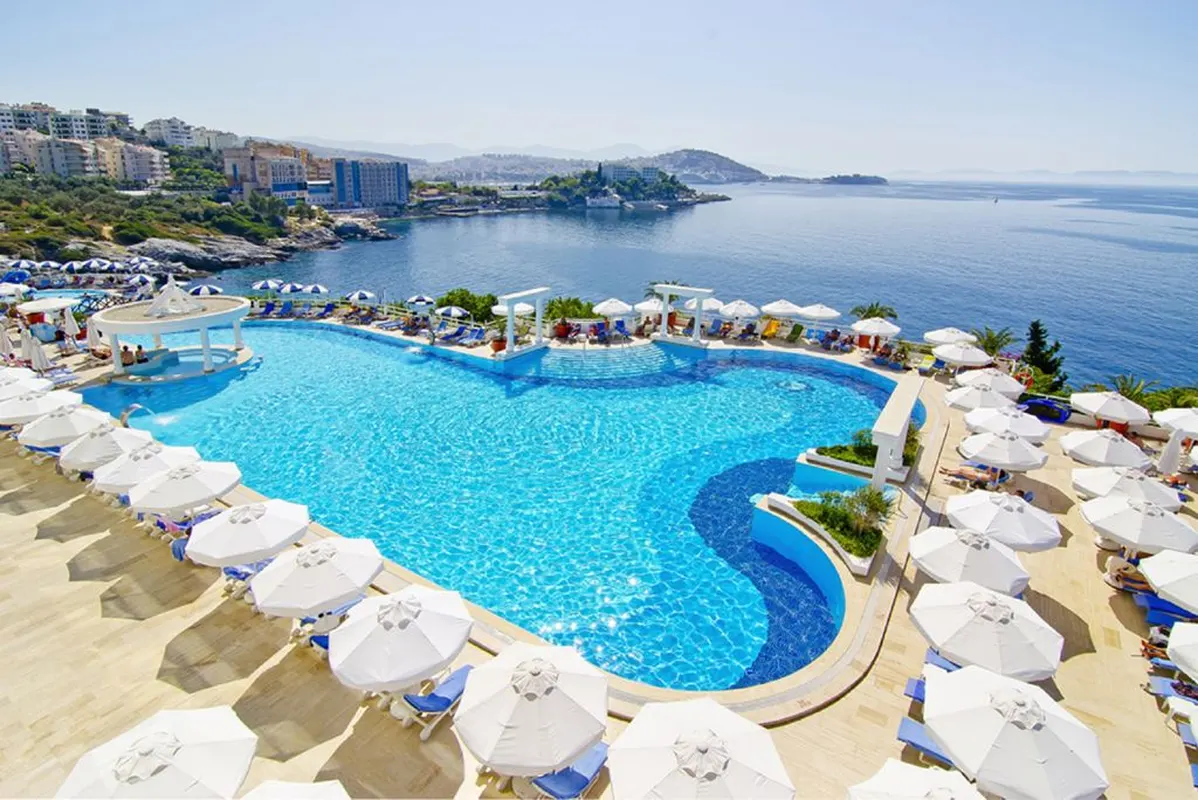 Korumar Hotel Deluxe — hoofdfoto