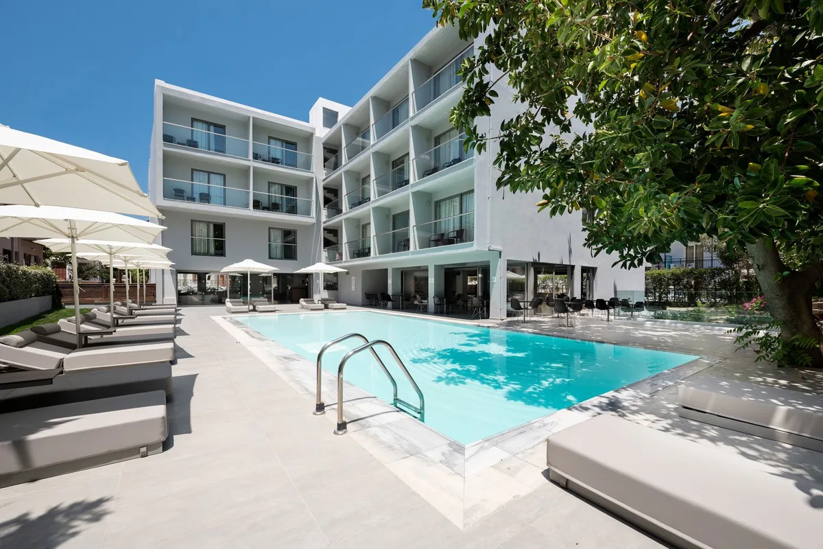 Oktober Downtown Boutique Hotel — hoofdfoto
