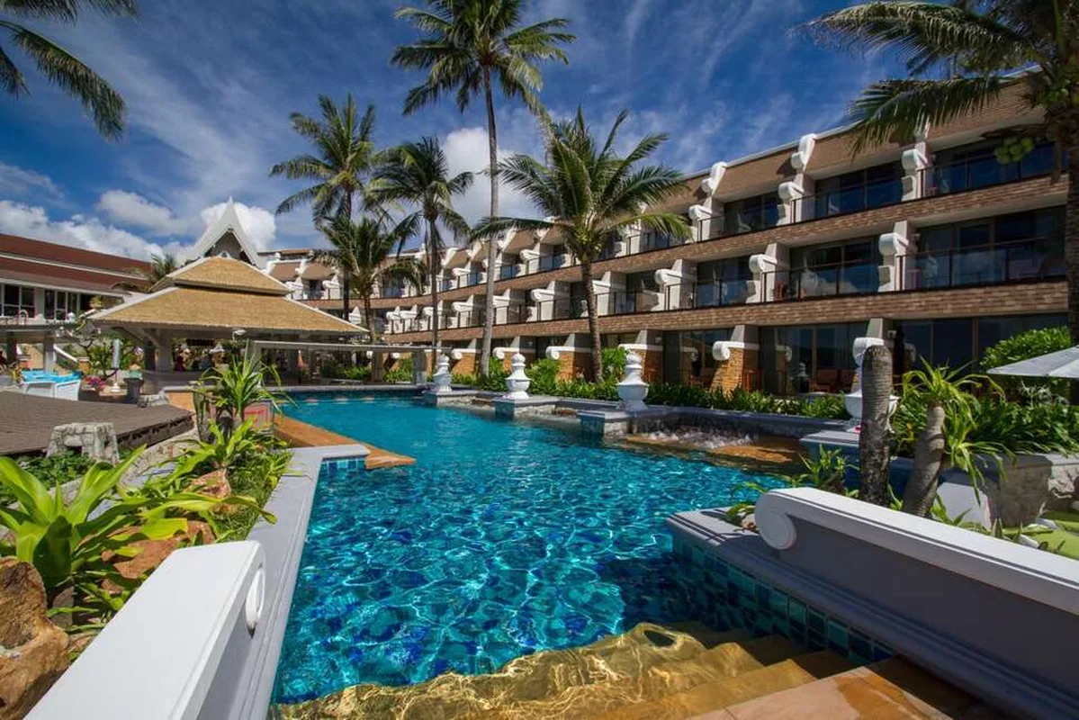 Beyond Resort Karon — hoofdfoto