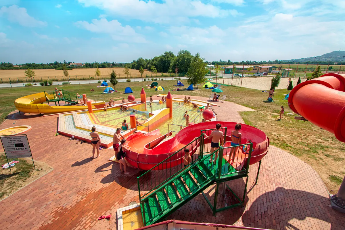 Vulkán Wellness Hotel & Camping — hoofdfoto