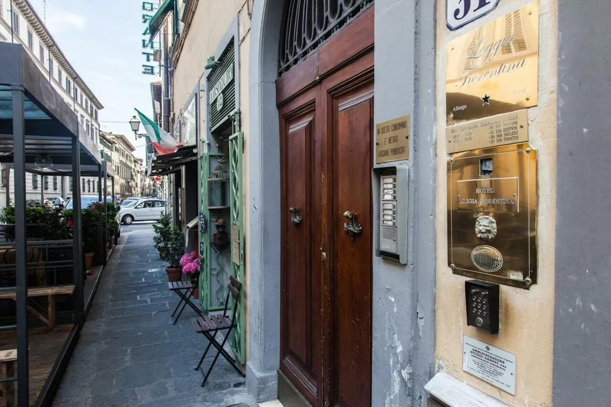 Loggia Fiorentina, hoofdfoto