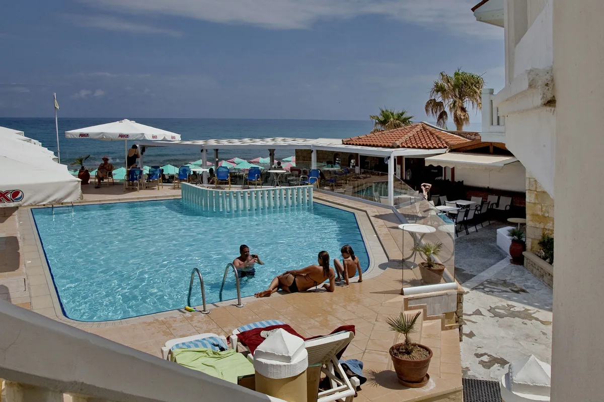 Jo An Beach Hotel — hoofdfoto