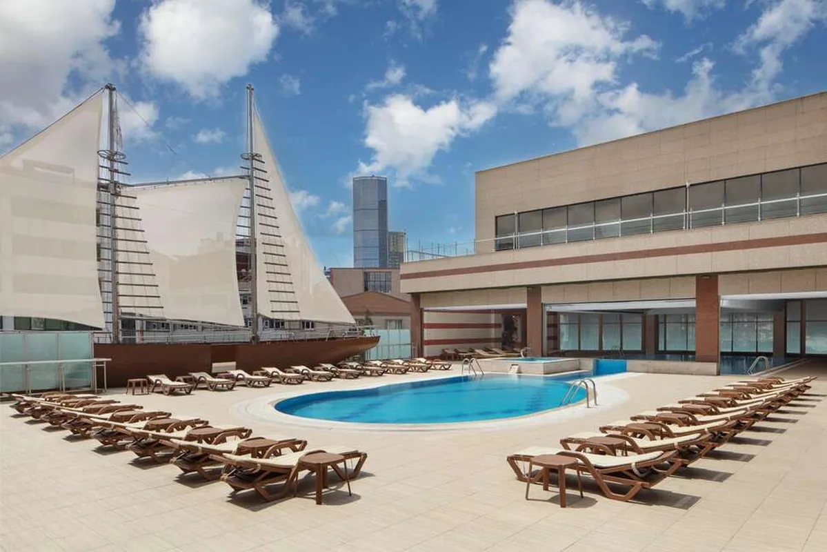Hotel Grand Cevahir — hoofdfoto