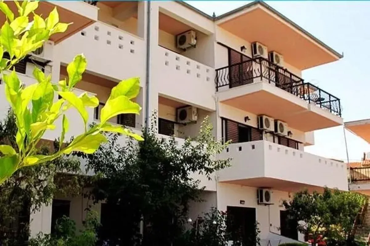 Hotel Skentos — hoofdfoto