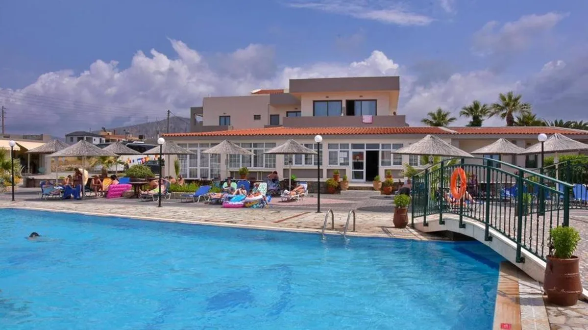 Kalia Beach Hotel — hoofdfoto