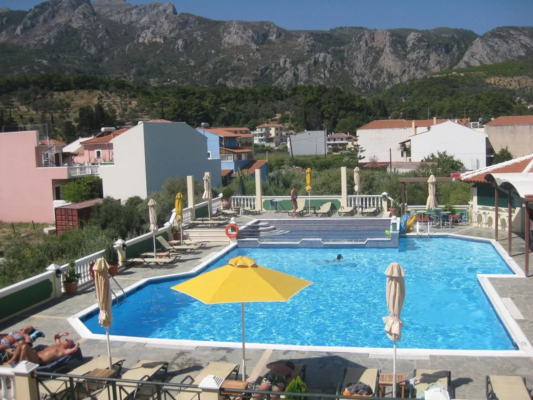 Athena Hotel — hoofdfoto