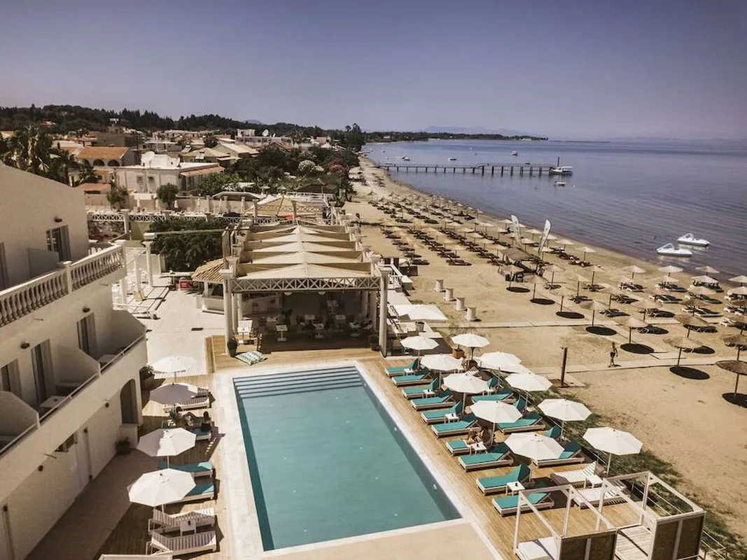 Trabukos Beach Complex — hoofdfoto