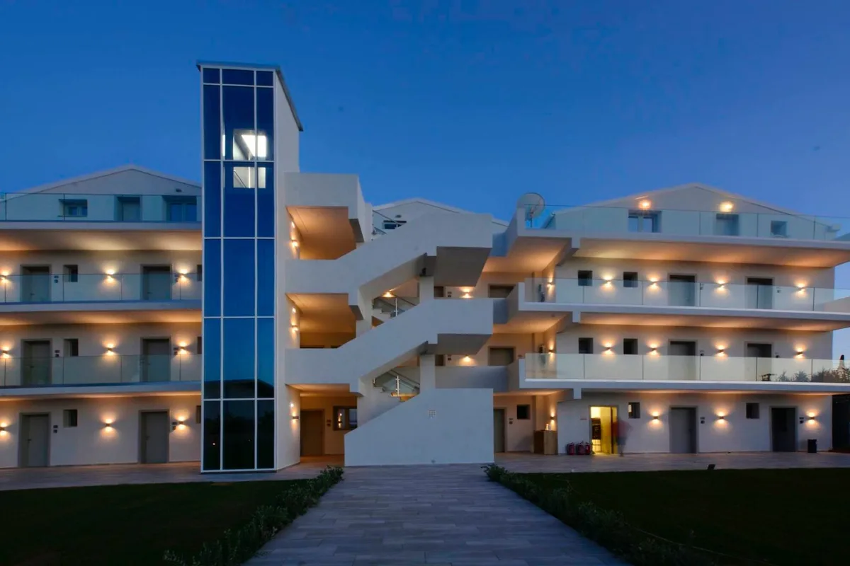 V Luxury Suites — hoofdfoto