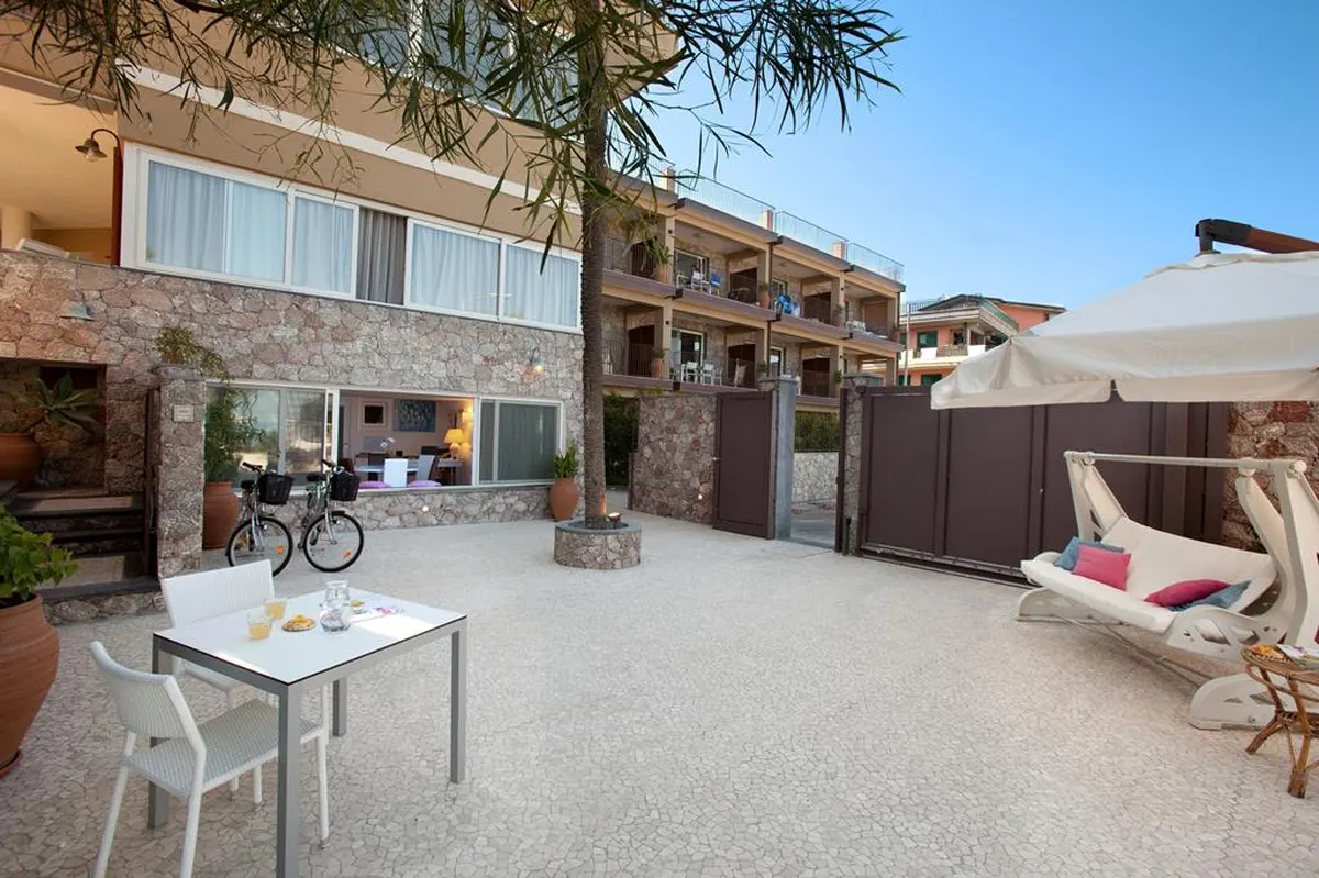 Villa Oasis Residence — hoofdfoto