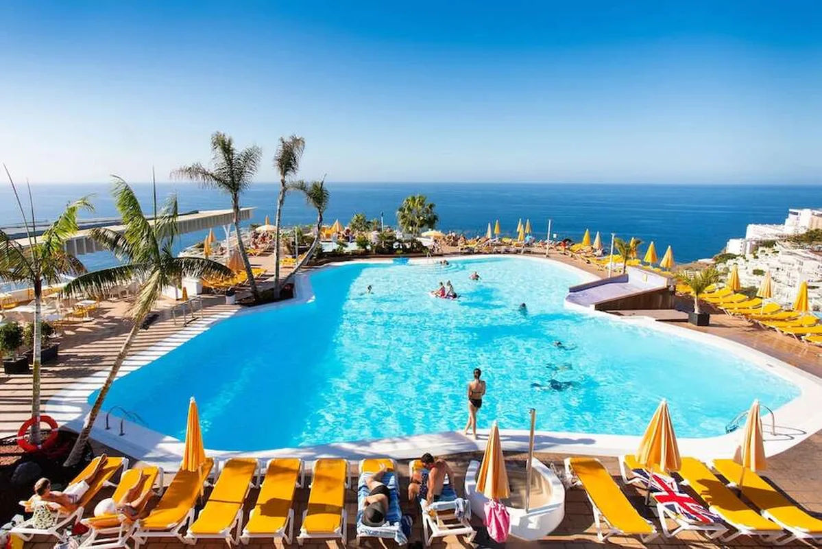 Servatur Riosol — hoofdfoto