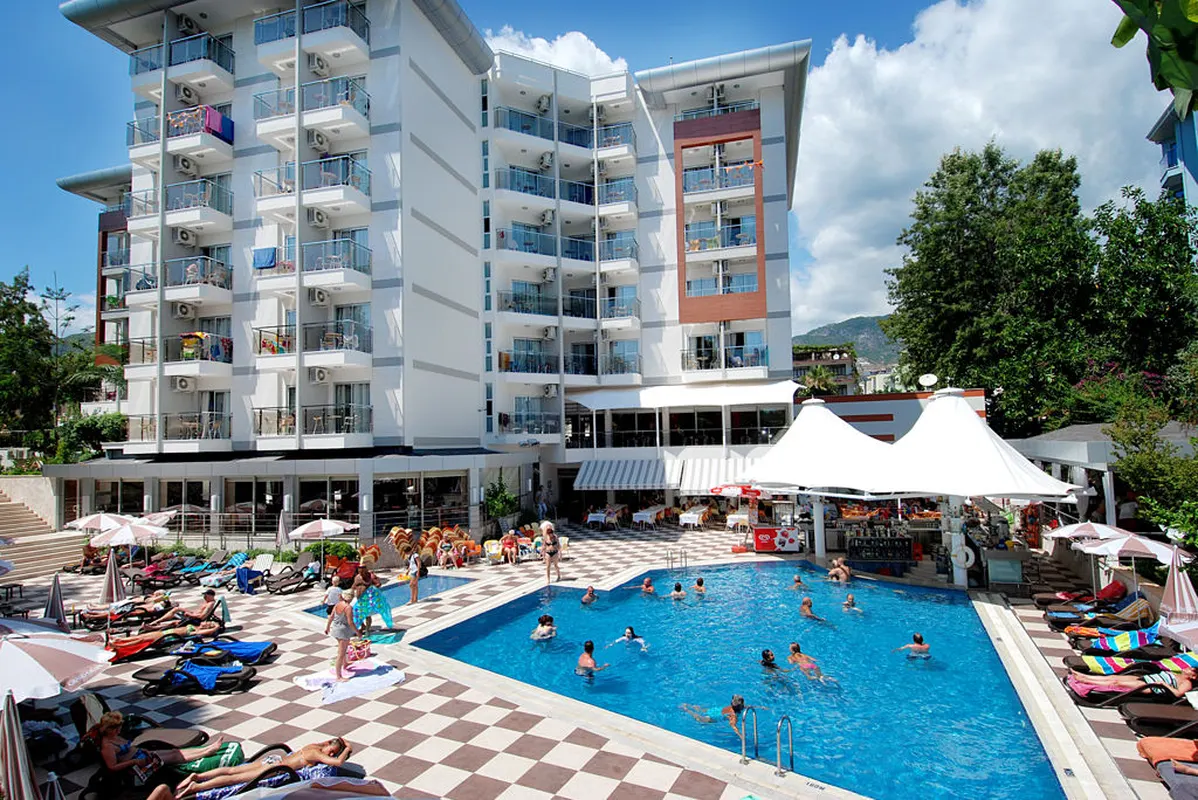 Grand Okan Hotel — hoofdfoto
