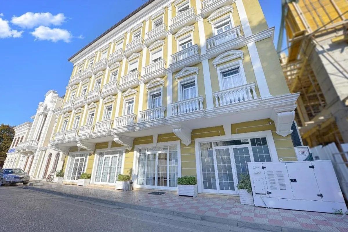 Alis Hotel — hoofdfoto