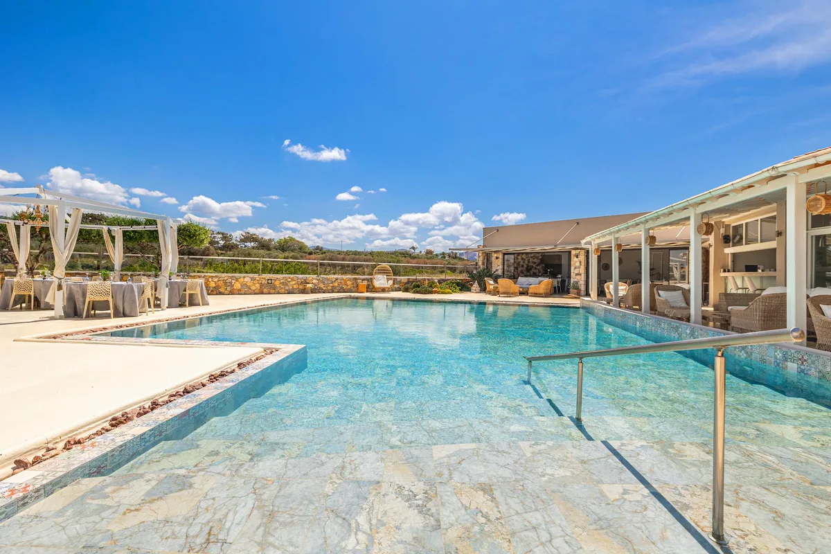 Paradise Island Villas — hoofdfoto