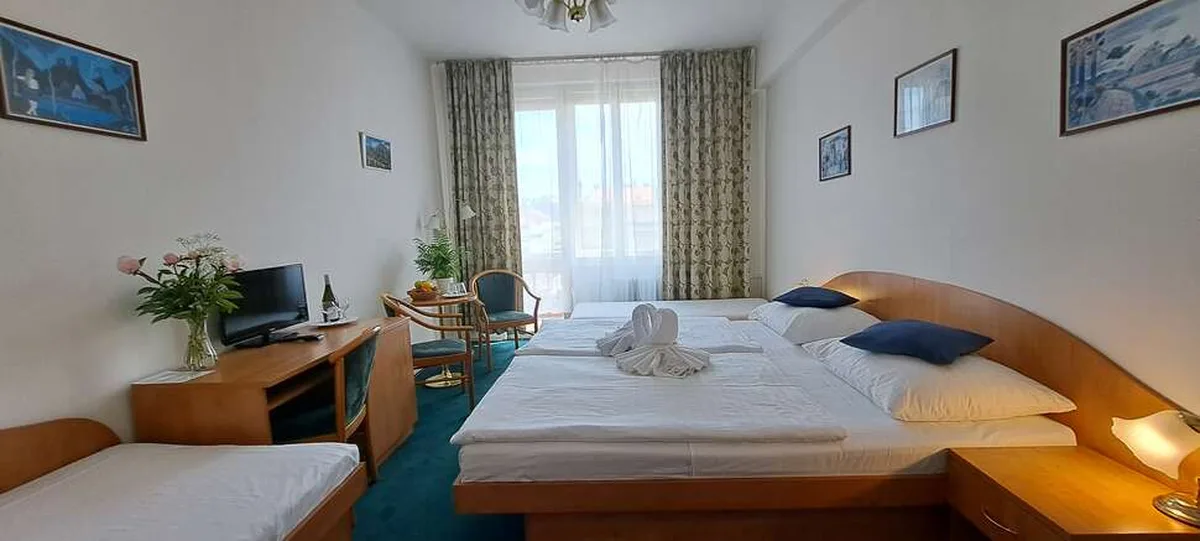 Hotel Legie — hoofdfoto