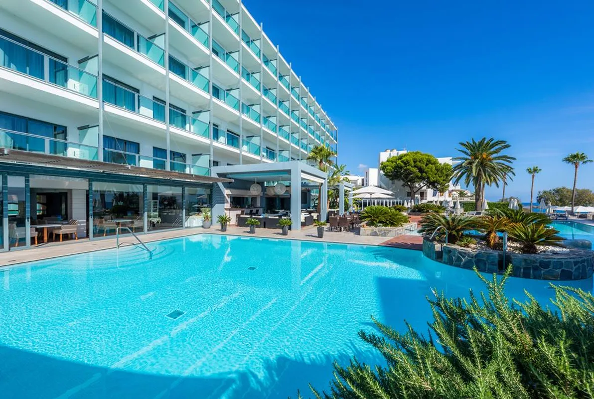 Aparthotel Marins Playa Suites — hoofdfoto