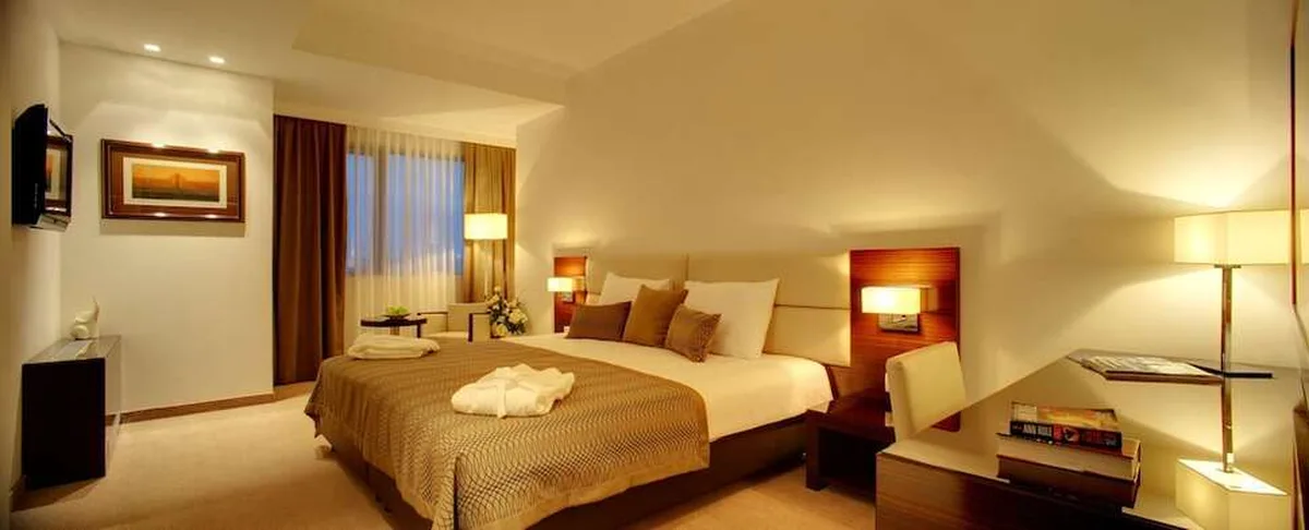 Hotel Aristos — hoofdfoto