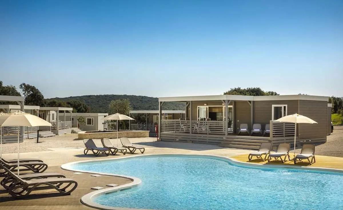 Mobile Homes Vestar — hoofdfoto