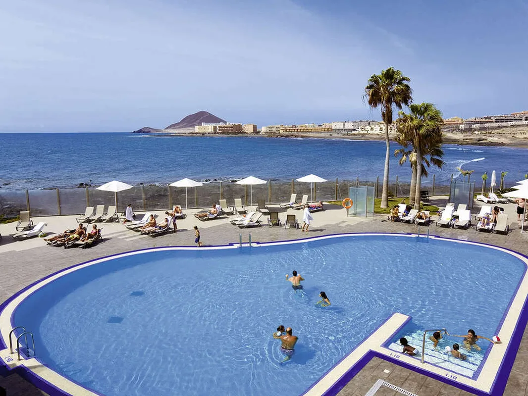 Hotel Kn Arenas del Mar — hoofdfoto
