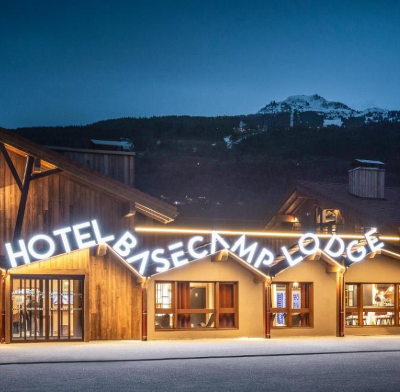 Base Camp Lodge — hoofdfoto