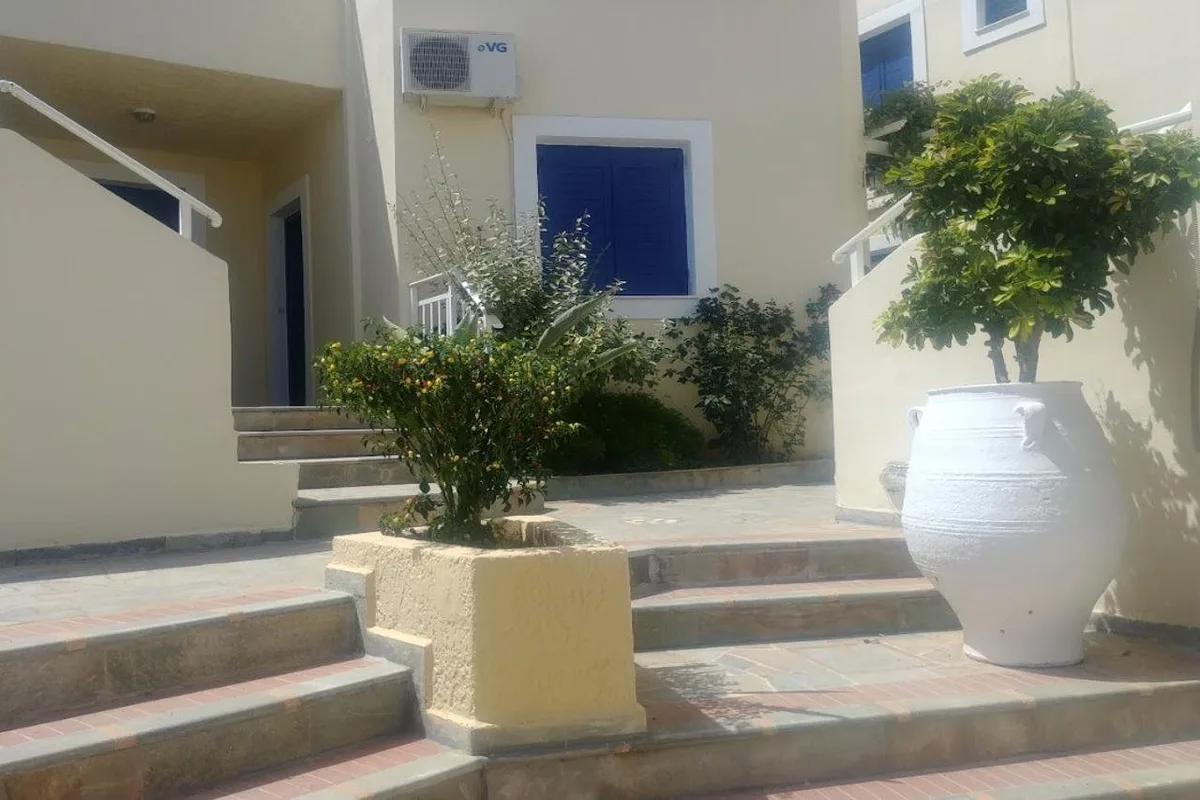 Frida Village Apartments — hoofdfoto