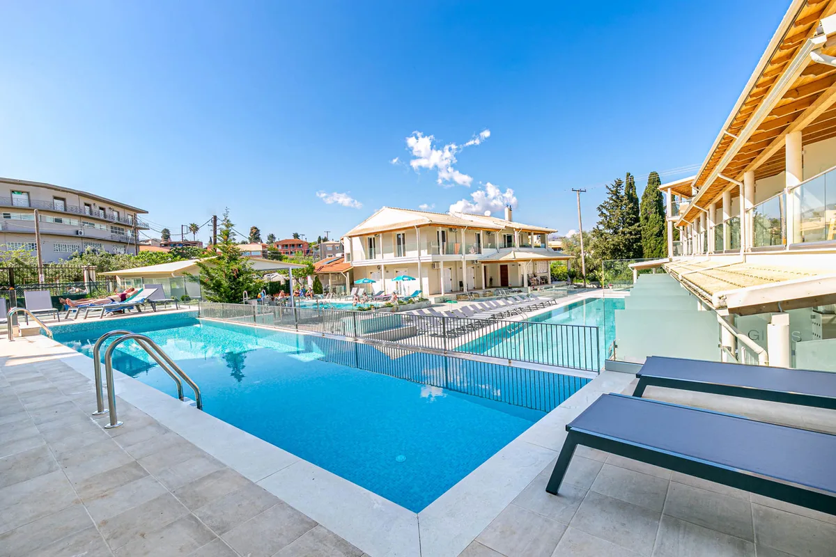 Ghikas Apartments — hoofdfoto