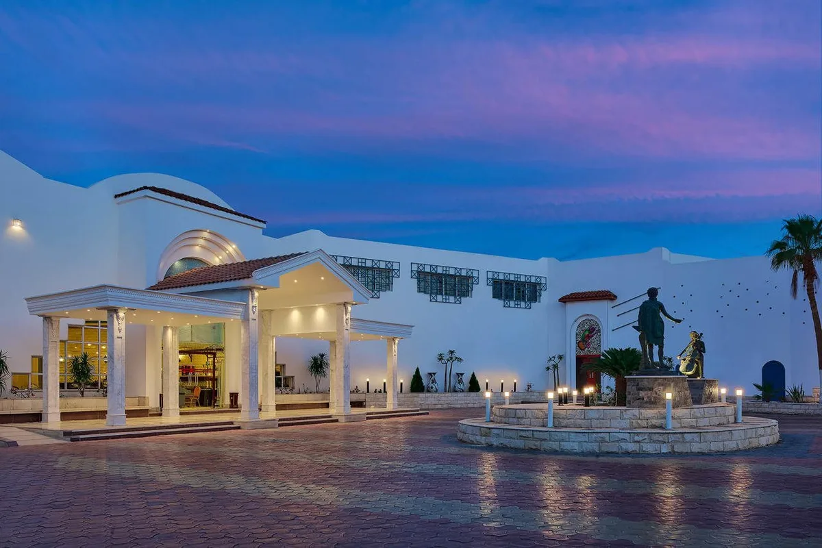 Dreams Beach Resort — hoofdfoto