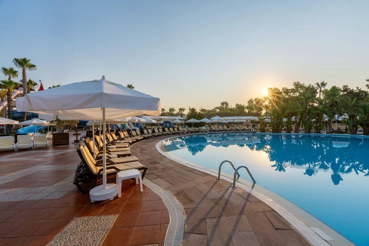 Hotel Turan Prince, hoofdfoto