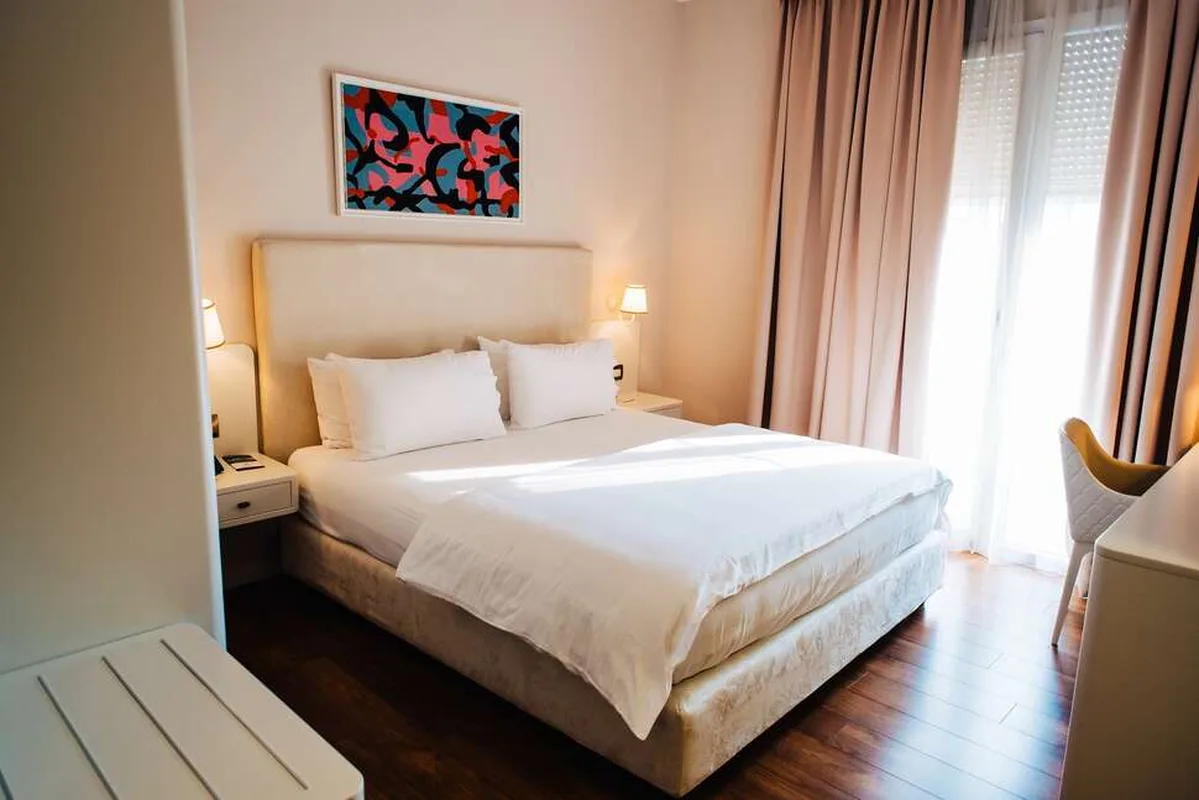 Sar Otel — hoofdfoto
