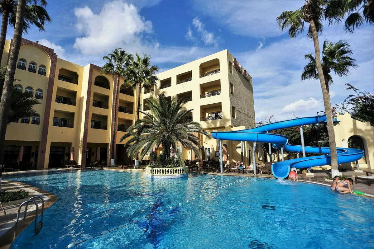 Paradis Palace — hoofdfoto
