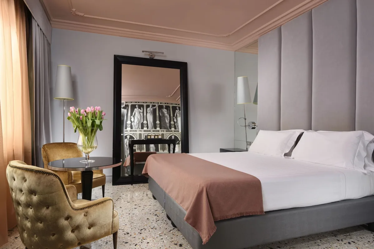 Leon's Place Hotel — hoofdfoto