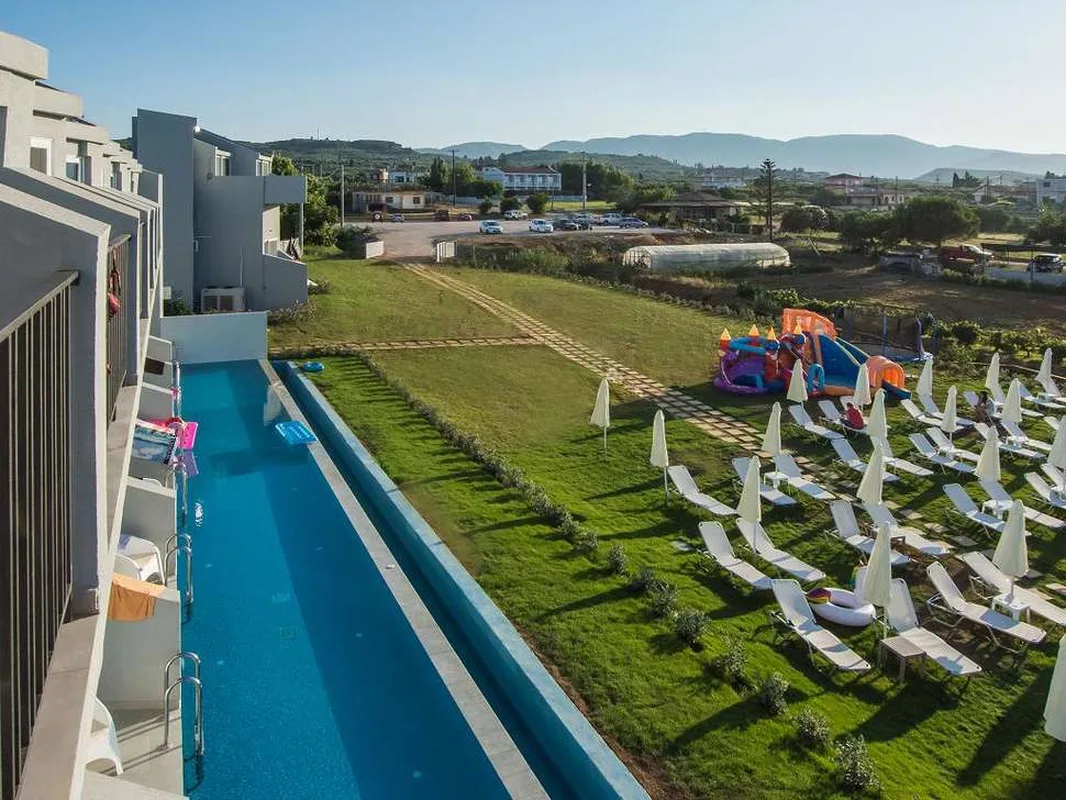 Golden Coast Resort, hoofdfoto