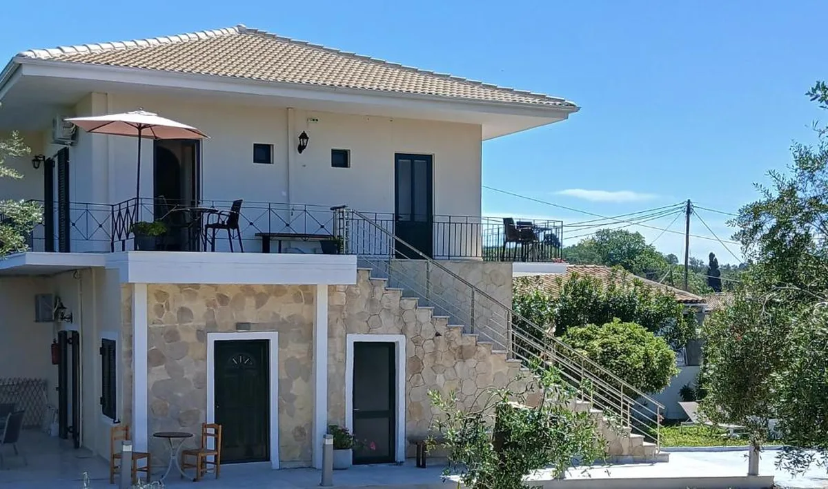 Olive House — hoofdfoto