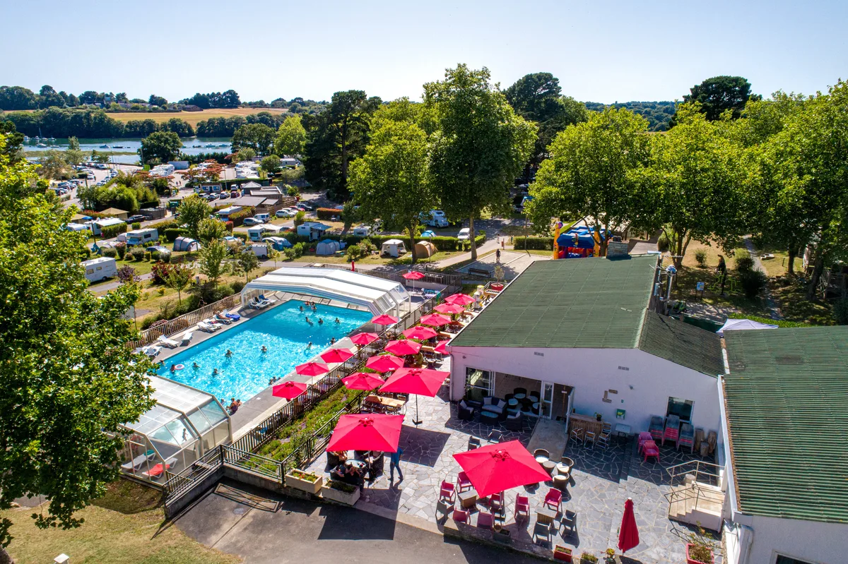 Flower Camping Le Conleau — hoofdfoto