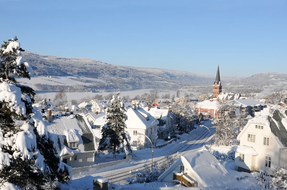 Ontdek het winteravontuur vanuit Lillehammer — hoofdfoto