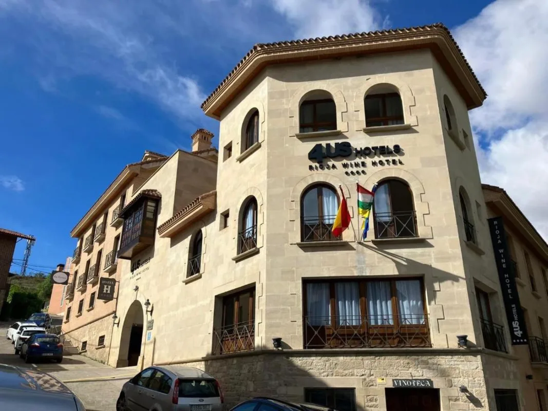 4US Rioja Wine Hotel — hoofdfoto