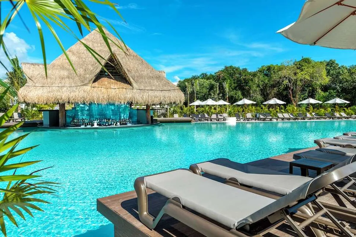Ocean Riviera Paradise — hoofdfoto
