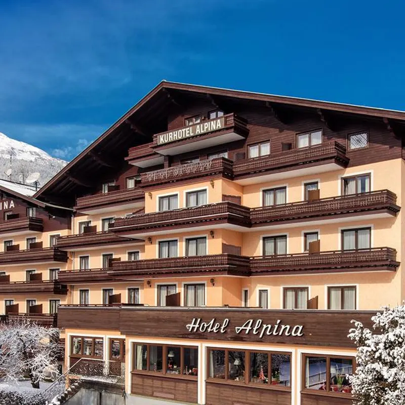 Hotel Alpina — hoofdfoto