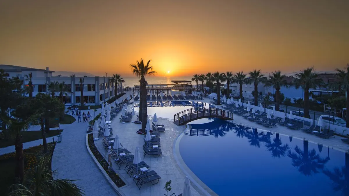 Palm Wings Kusadasi Beach Resort&Spa — hoofdfoto