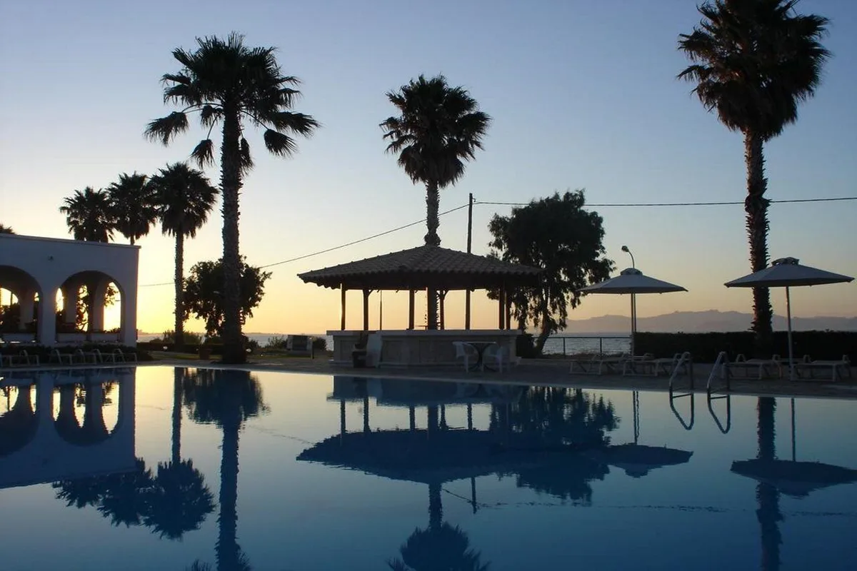Andromeda Hotel Apartments — hoofdfoto