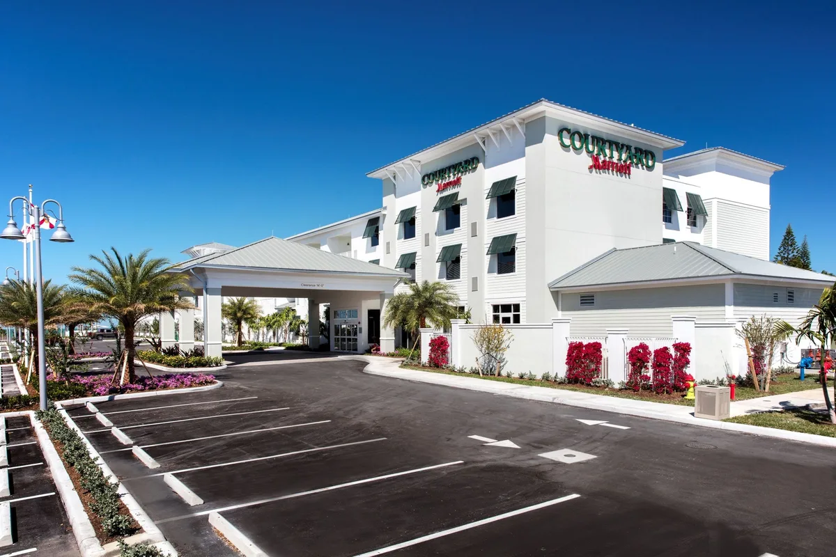 Courtyard Faro Blanco Resort — hoofdfoto